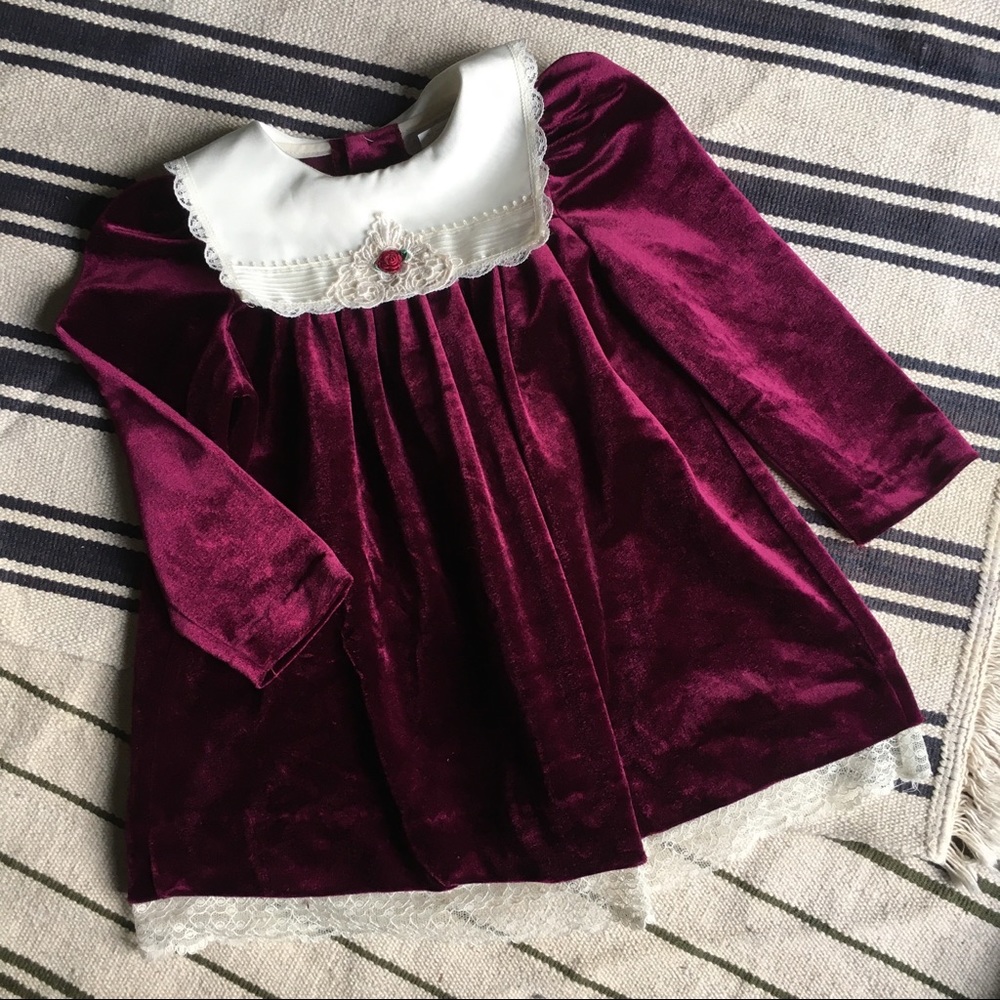 Vintage | Velvet and Lace Dress